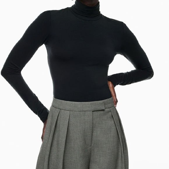 NWT Aritzia Babaton Everyday Turtleneck Hip Longsleeve in Black Size 2XS - Picture 2 of 9